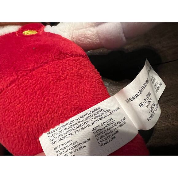 2021 Super Mario Stuffed Plush Figure White Hat Red Overalls Nintendo - Picture 13 of 13